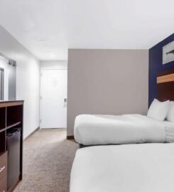 Avion Inn Near LGA Airport, Ascend Hotel Collection