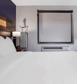 Avion Inn Near LGA Airport, Ascend Hotel Collection