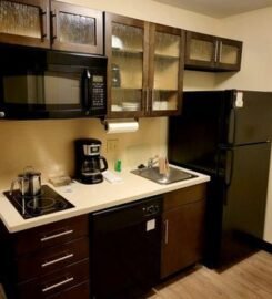 Candlewood Suites Secaucus – Meadowlands, an IHG Hotel