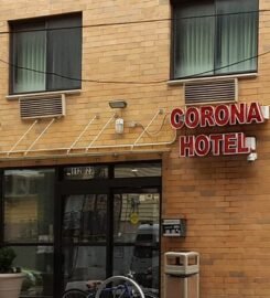 Corona Hotel