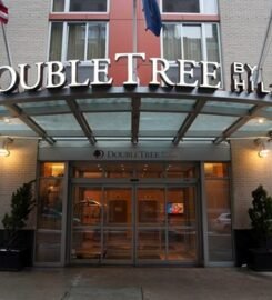 DoubleTree by Hilton New York Times Square South