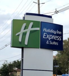 Holiday Inn Express & Suites Jersey City North – Hoboken, an IHG Hotel