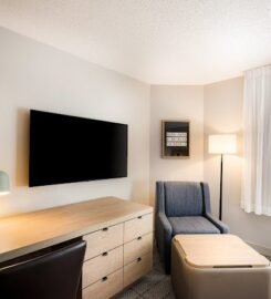 Sonesta Simply Suites Jersey City