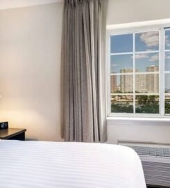 Sonesta Simply Suites Jersey City