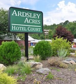 Ardsley Acres Hotel Court