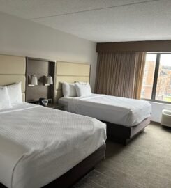 Crowne Plaza Englewood, an IHG Hotel