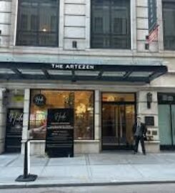 Artezen Hotel