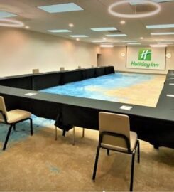 Holiday Inn Los Angeles – LAX Airport, an IHG Hotel