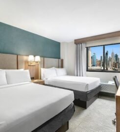 Holiday Inn Manhattan 6th Ave – Chelsea, an IHG Hotel