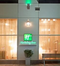 Holiday Inn Manhattan 6th Ave – Chelsea, an IHG Hotel