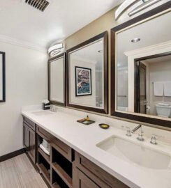 Best Western Plus Redondo Beach Inn, a beautiful luxury Home