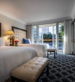 Beverly Hills Plaza Hotel & Spa