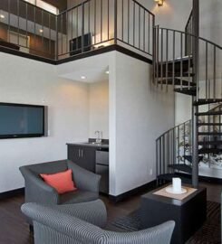 Ramada Plaza by Wyndham West Hollywood Hotel & Suites, an exquisite Home