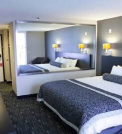 Ramada Plaza by Wyndham West Hollywood Hotel & Suites, an exquisite Home