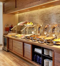 DoubleTree by Hilton Hotel LAX – El Segundo, a Scenic Solace