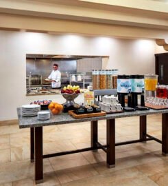 Hilton Garden Inn Valencia Six Flags, A Radiant Sunrise Inn