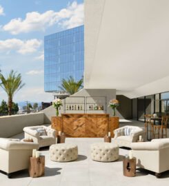 Hilton Los Angeles Culver City, an exquisite home