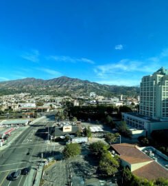 Hilton Los Angeles North/Glendale & Executive Meeting Ctr, Experiencing Majestic Stay