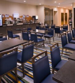 Holiday Inn Express & Suites Pasadena – Los Angeles, an IHG Hotel