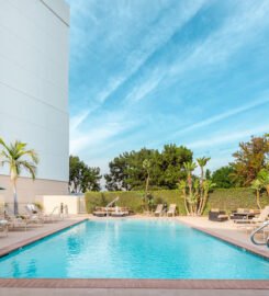 Holiday Inn La Mirada, Buena Park, an IHG Hotel, a heaven