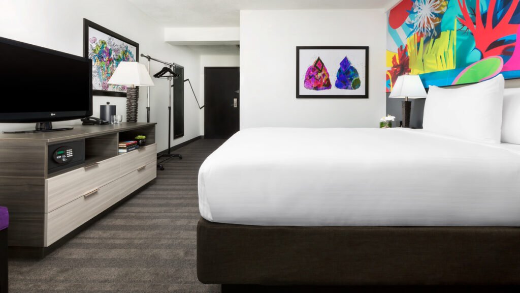 Studio Allston Hotel, a Luxury Home