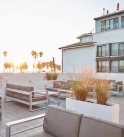 The Redline Venice Apart Hotel, A Royal Charm Retreat