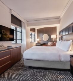 The Dagny Boston, a Timeless Elegance Hotel