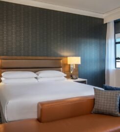 The Dagny Boston, a Timeless Elegance Hotel