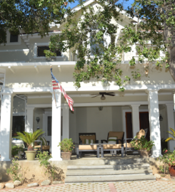 Arroyo Vista Inn, A Stunning Royal Charm Retreat