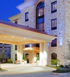 Comfort Inn & Suites Dallas Medical-Market Center, A Cozy Haven