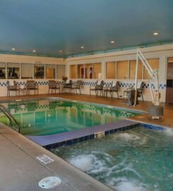 Comfort Inn & Suites North Dallas-Addison, A Blissful Nights Resort