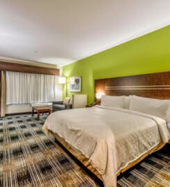 Holiday Inn Express & Suites Dallas NW – Farmers Branch, an IHG Hotel, Heavenly Abode