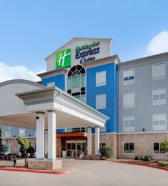 Holiday Inn Express & Suites Dallas W – I-30 Cockrell Hill, an IHG Hotel, Cozy Haven