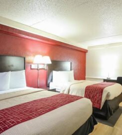 Red Roof Inn North Dallas – Park Central, Cozy Charm