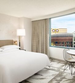 Sheraton Cerritos Hotel, A Charming Comfort at Its Best