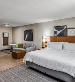 Staybridge Suites Dallas Market Ctr Love Field, an IHG Hotel, Cozy Haven