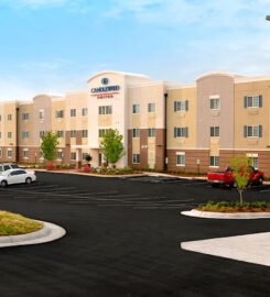 Candlewood Suites Dallas NW – Farmers Branch, an IHG Hotel, A Radiant Resort