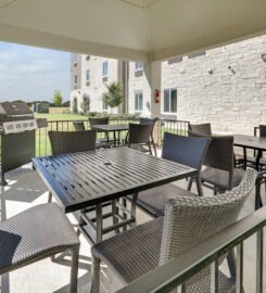 Candlewood Suites Dallas NW – Farmers Branch, an IHG Hotel, A Radiant Resort