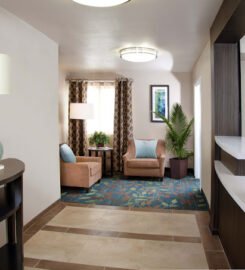 Candlewood Suites Dallas NW – Farmers Branch, an IHG Hotel, A Radiant Resort