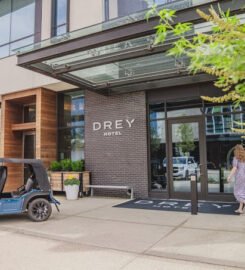 Drey Hotel – The Village Dallas, Charming Comfort at Its Best