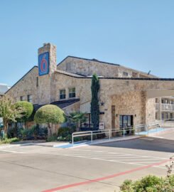 Motel 6 Dallas, TX – Forest Lane, A Royal Charm Retreat