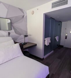 YOTEL Washington DC, a Luxurious Hotel