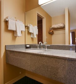 Best Western Lakewood, A Heavenly Abode