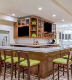 Hilton Garden Inn Olympia, A Blissful Nights Resort