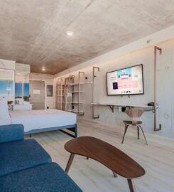 Kompose Boutique Hotel