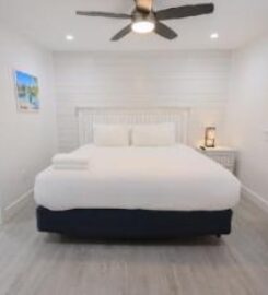 Siesta Key Beach Resort and Suites