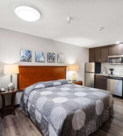 Basecamp Puyallup a Travelodge by Wyndham, A Radiant Resort