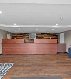 Basecamp Puyallup a Travelodge by Wyndham, A Radiant Resort