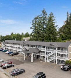 Basecamp Puyallup a Travelodge by Wyndham, A Radiant Resort