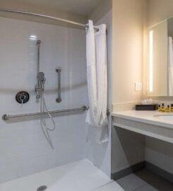 Best Western Plus Tacoma Hotel, Your Premier Stay in South Tacoma